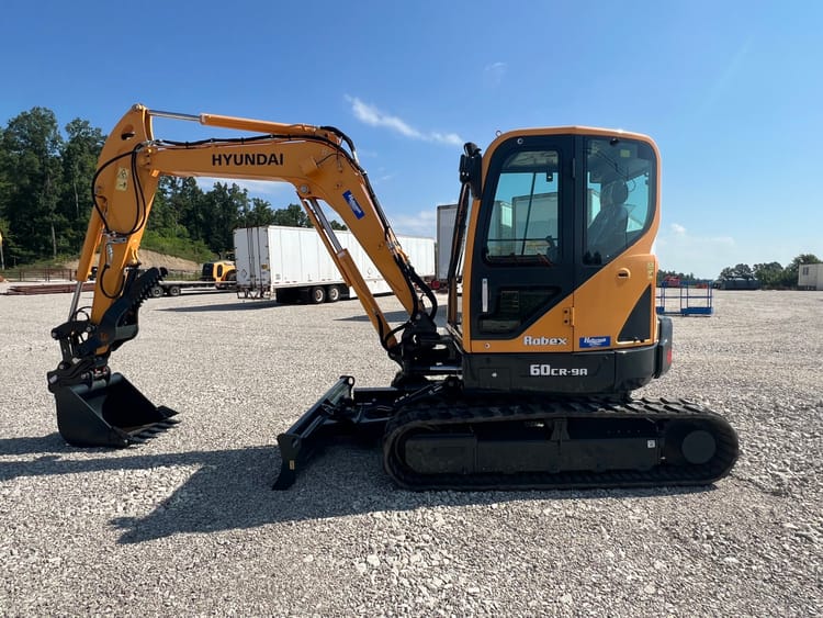 2024 HYUNDAI R60CR-9A