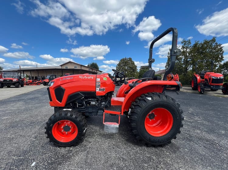 KUBOTA L3302HST